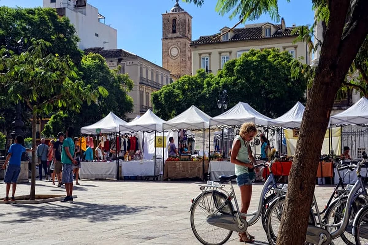 Plaza de la Merced Street Market