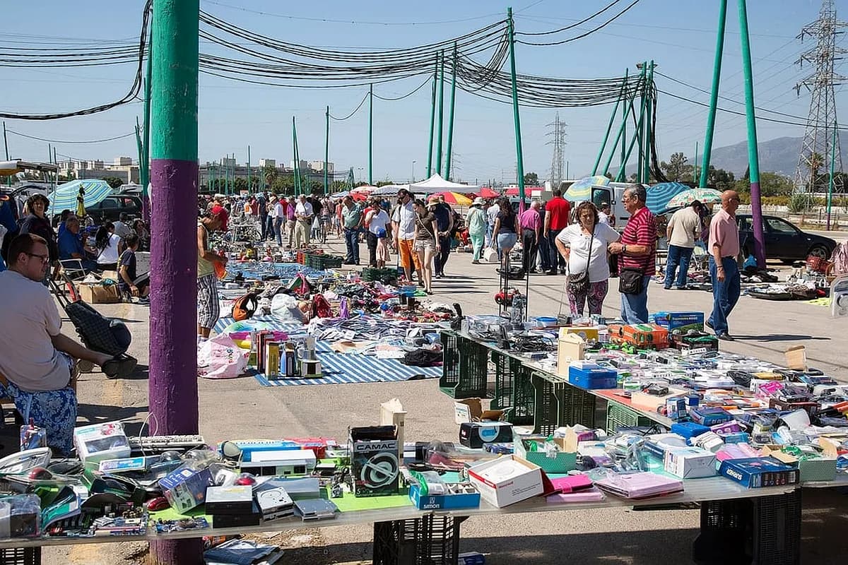 Fairground Market Malaga (Recinto Ferial Sunday Rastro)