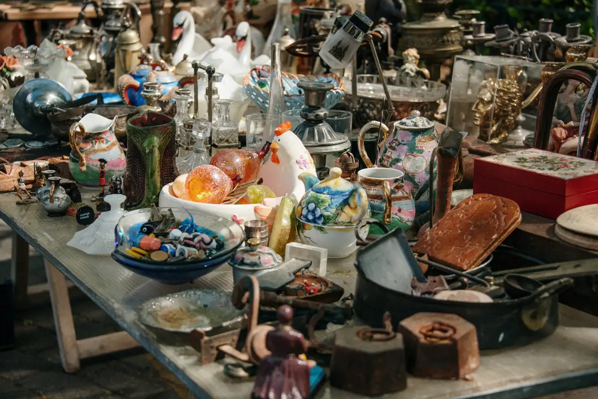 Mijas Sunday Boot Market at Centro Comercial Valdepinos